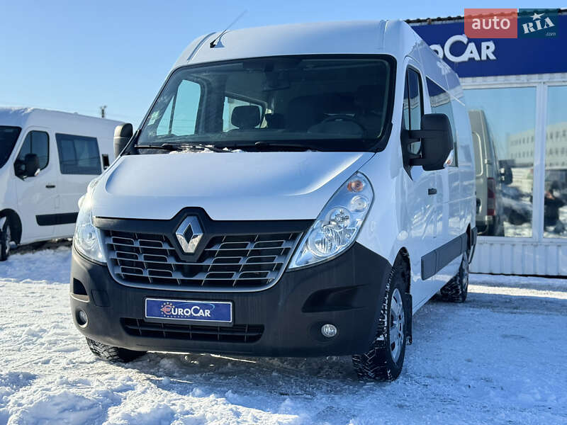 Вантажопасажирський фургон Renault Master 2017 в Києві
