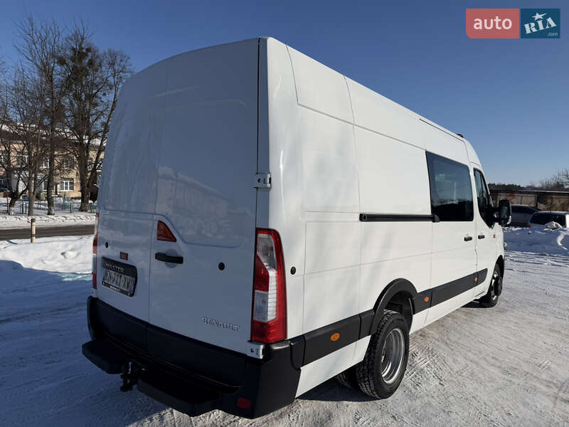 Грузопассажирский фургон Renault Master 2020 в Дубно