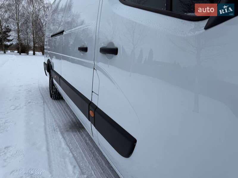 Грузовой фургон Renault Master 2021 в Днепре