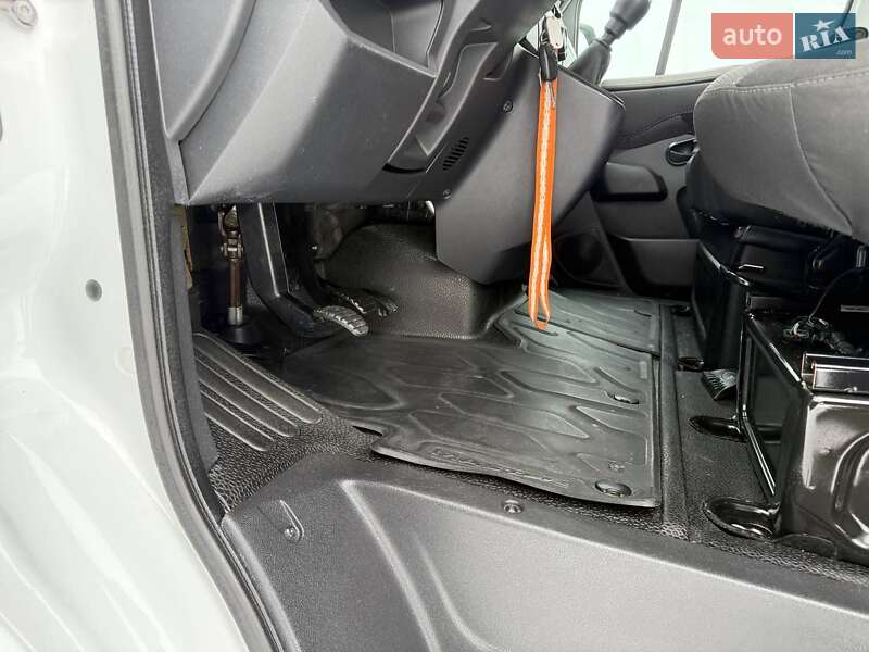 Грузовой фургон Renault Master 2021 в Днепре