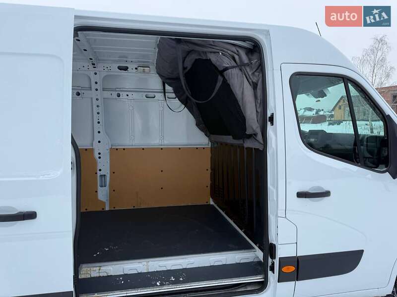 Грузовой фургон Renault Master 2021 в Днепре