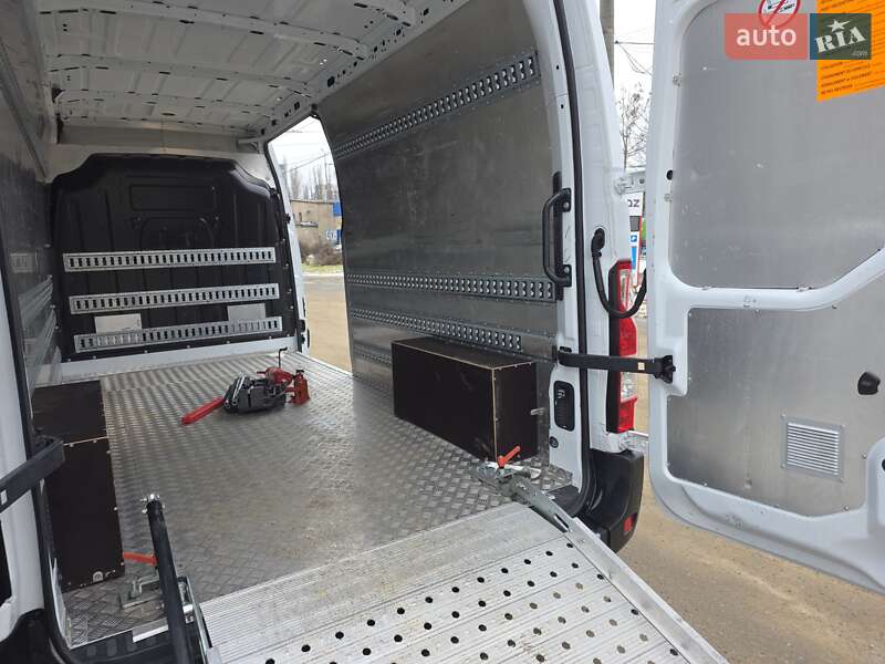 Грузовой фургон Renault Master 2020 в Одессе фото 42 Грузовой фургон Renault Master 2020 в Одессе