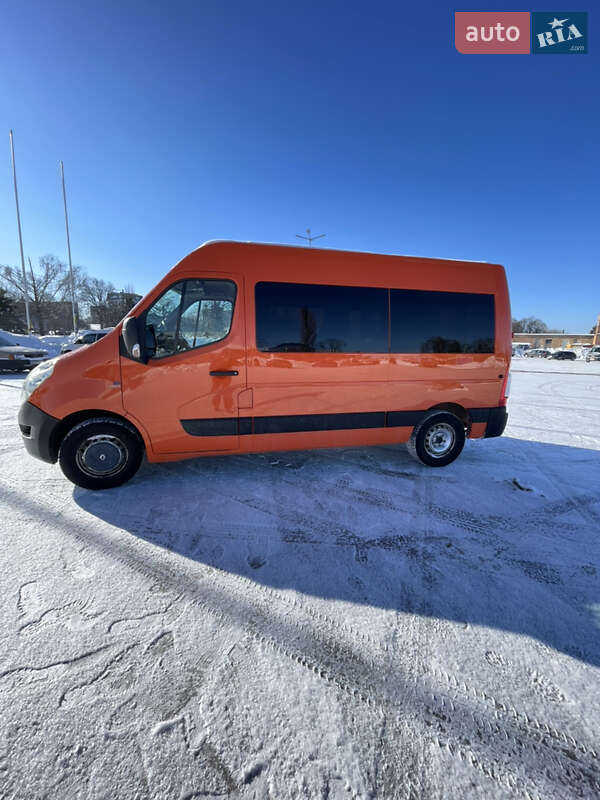 Мінівен Renault Master 2016 в Житомирі