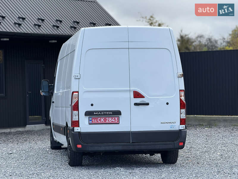 Грузовой фургон Renault Master 2017 в Дрогобыче