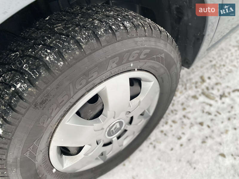 Тентованый Renault Master 2022 в Хусте