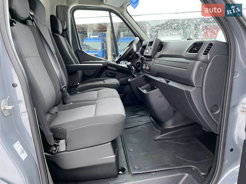 Тентованый Renault Master 2022 в Хусте