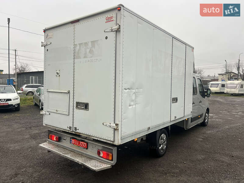Вантажний фургон Renault Master 2015 в Луцьку