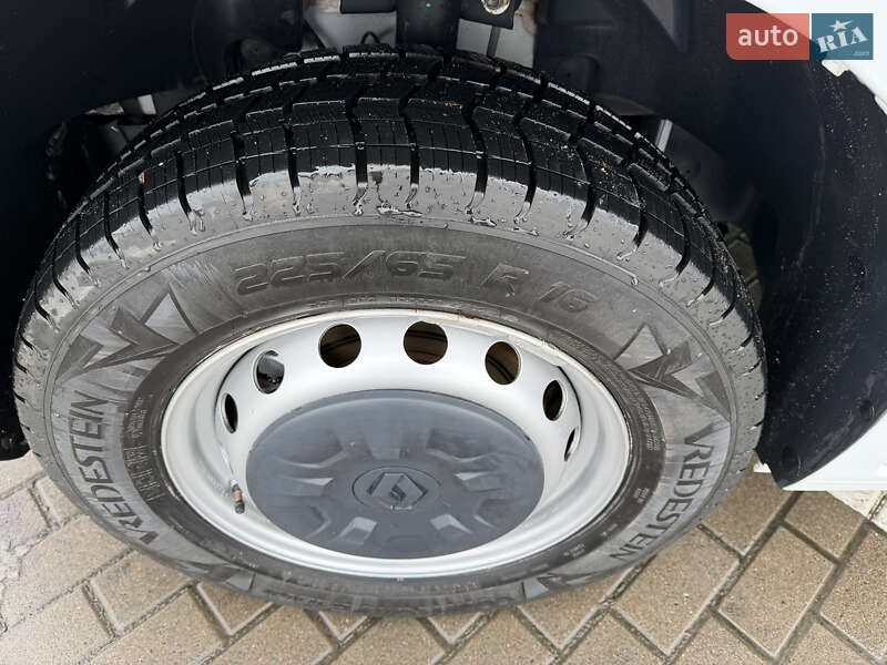 Вантажний фургон Renault Master 2021 в Дубні