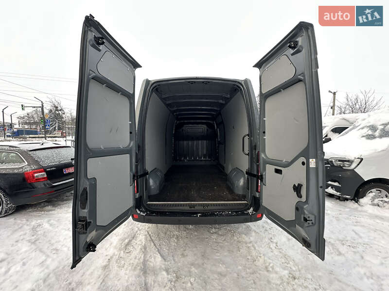 Вантажний фургон Renault Master 2022 в Рівному