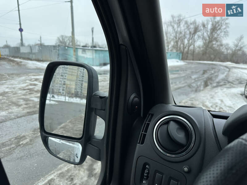 Грузовой фургон Renault Master 2018 в Киеве