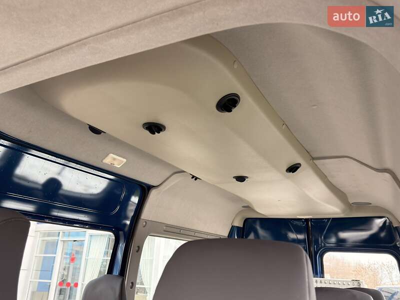 Микроавтобус Renault Master 2015 в Киеве фото 12 Микроавтобус Renault Master 2015 в Киеве