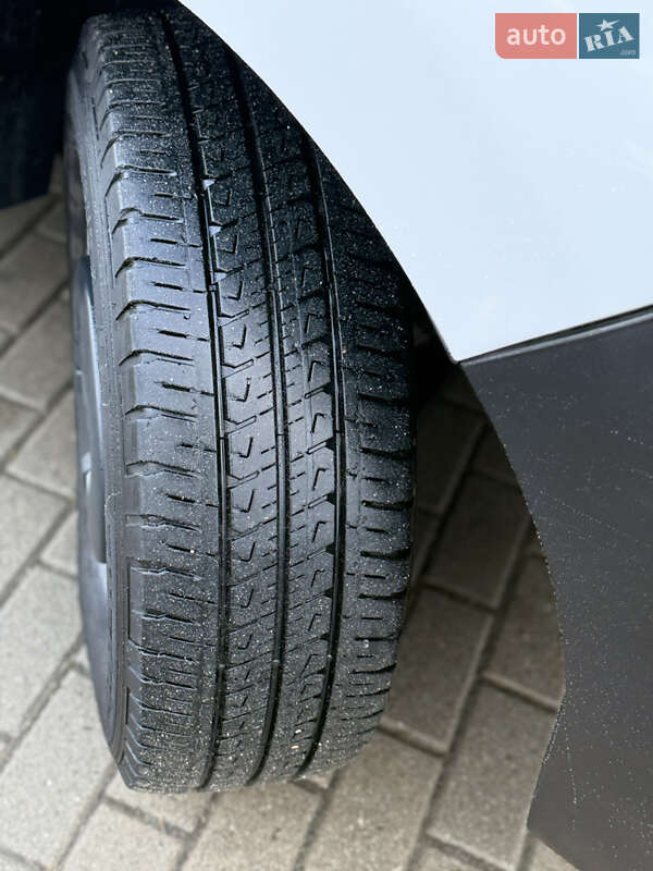 Вантажний фургон Renault Master 2022 в Дрогобичі