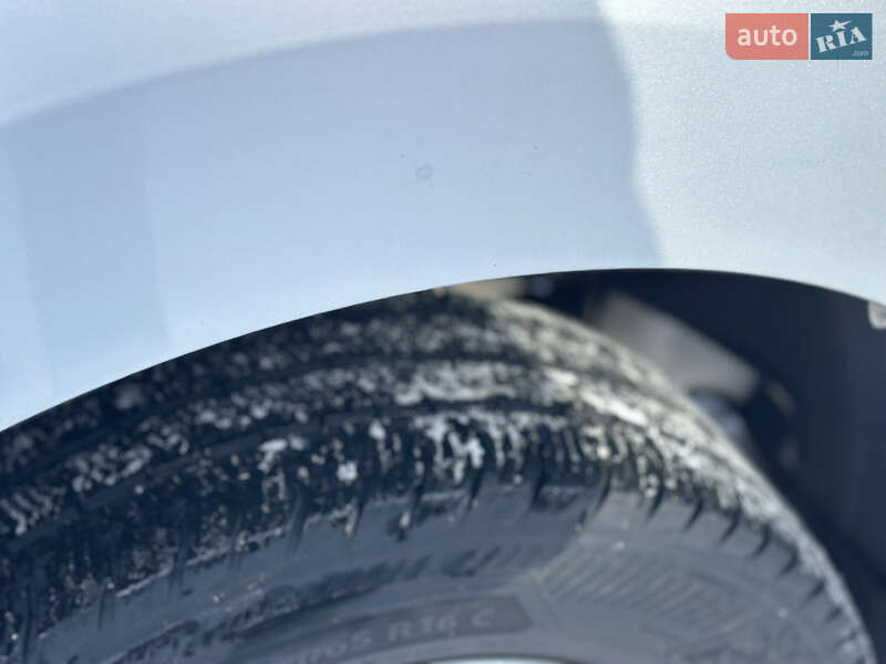 Вантажний фургон Renault Master 2017 в Первомайську