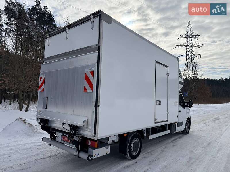 Грузовой фургон Renault Master 2022 в Киеве