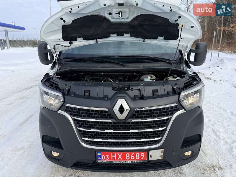 Грузовой фургон Renault Master 2022 в Киеве