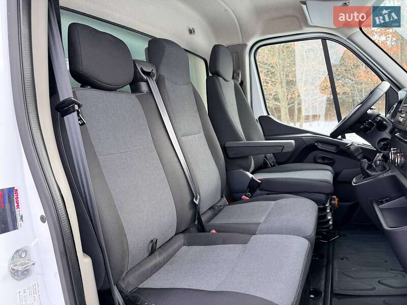 Грузовой фургон Renault Master 2022 в Киеве