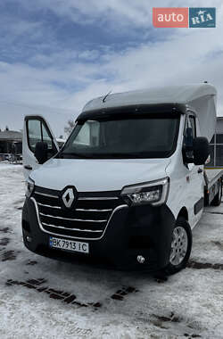 Автовоз Renault Master 2020 в Рівному