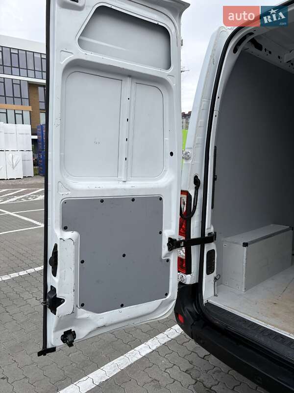 Грузовой фургон Renault Master 2020 в Ивано-Франковске