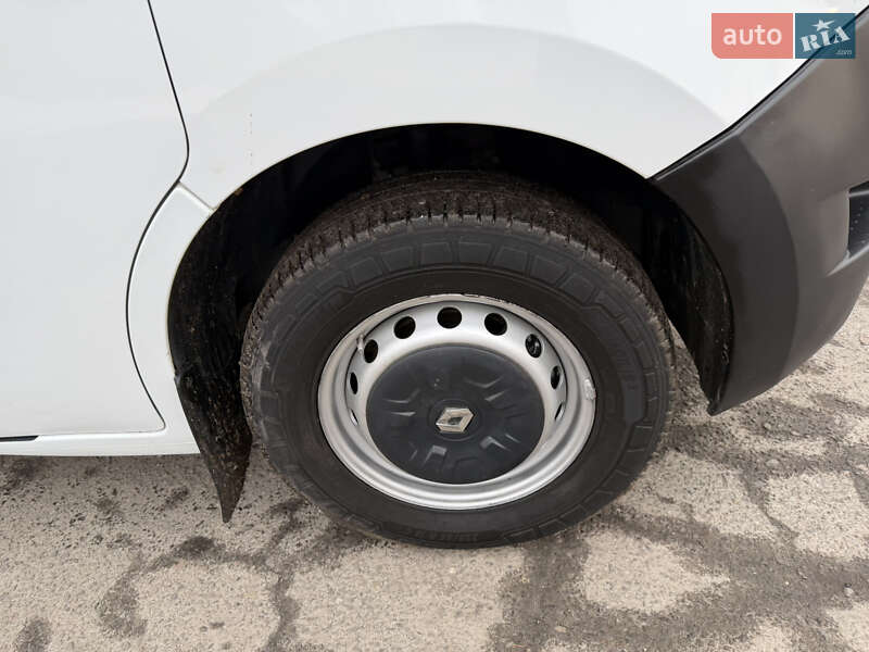 Тентованый Renault Master 2018 в Дубно