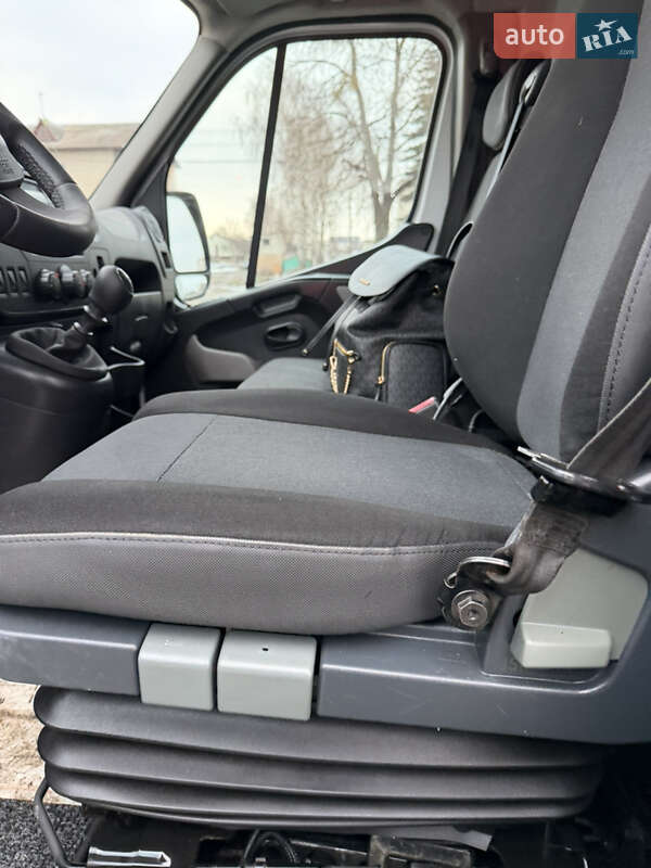 Тентованый Renault Master 2018 в Дубно