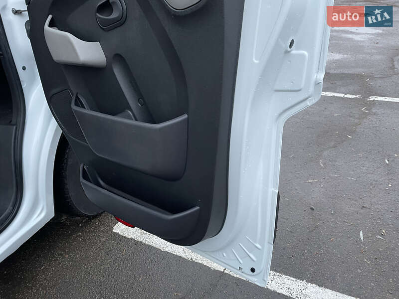 Рефрижератор Renault Master 2015 в Дрогобыче