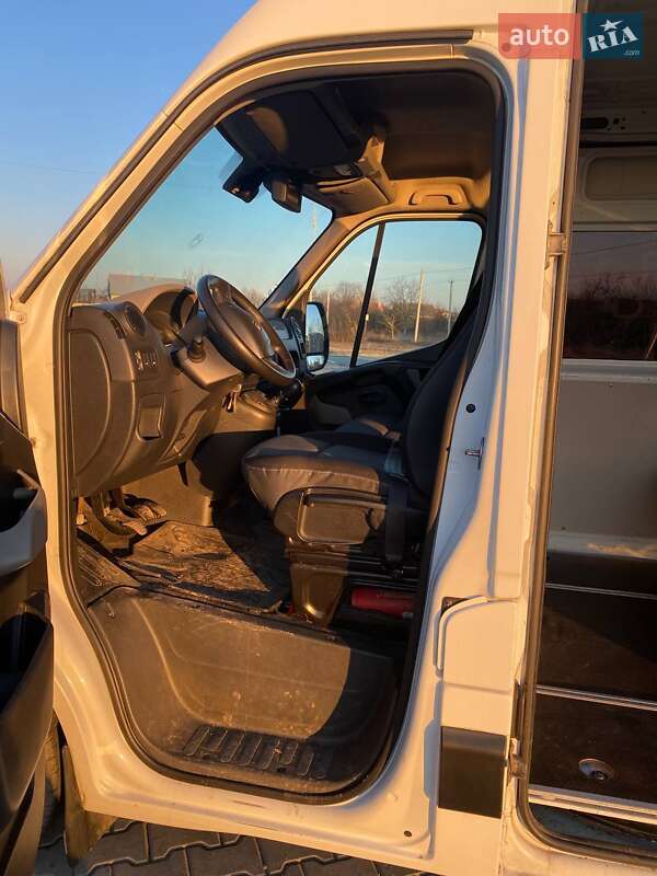 Вантажопасажирський фургон Renault Master 2016 в Хмельницькому фото 6 Вантажопасажирський фургон Renault Master 2016 в Хмельницькому