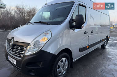 Вантажний фургон Renault Master 2016 в Дубні
