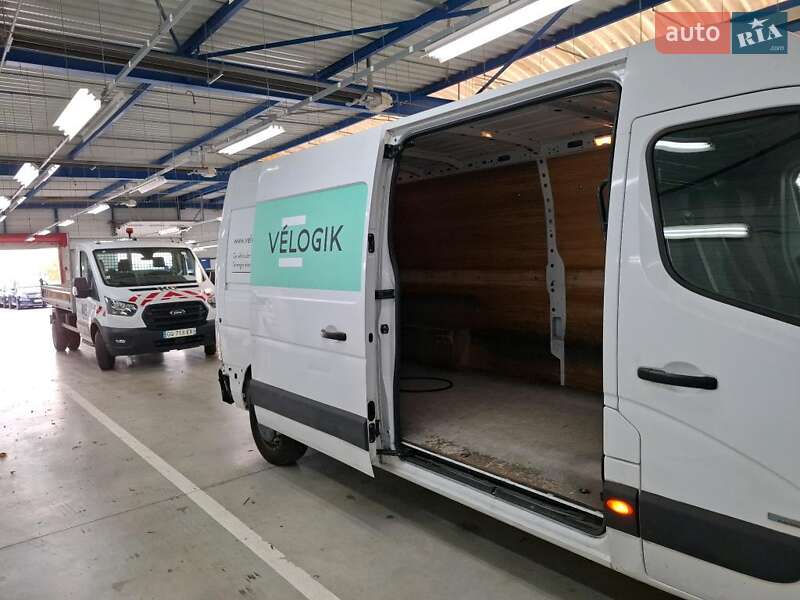 Вантажний фургон Renault Master 2020 в Києві