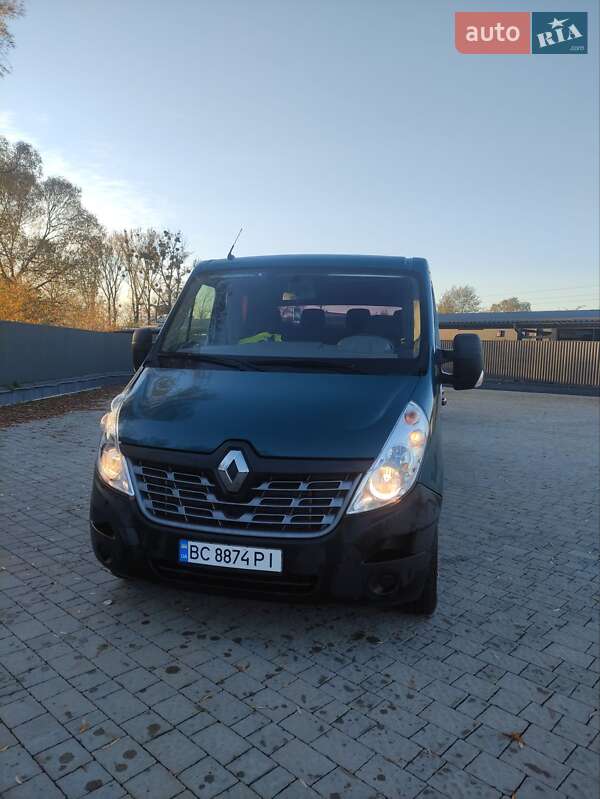 Автовоз Renault Master 2015 в Львові
