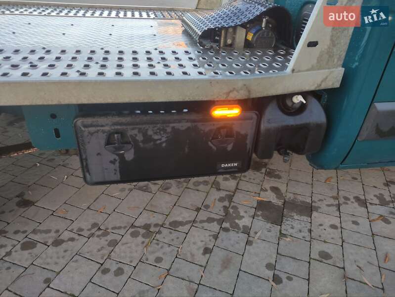 Автовоз Renault Master 2015 в Львові