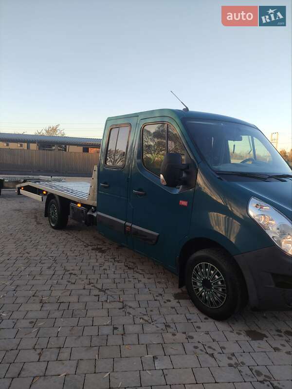 Автовоз Renault Master 2015 в Львові
