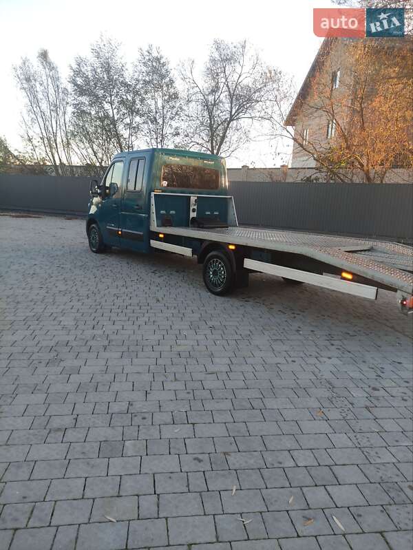 Автовоз Renault Master 2015 в Львові