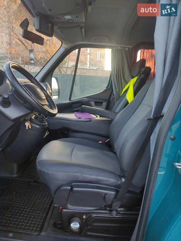 Автовоз Renault Master 2015 в Львові