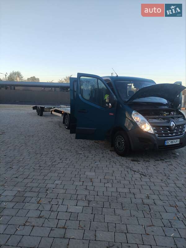 Автовоз Renault Master 2015 в Львові