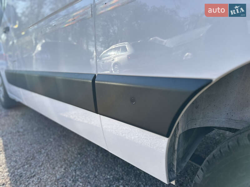 Грузовой фургон Renault Master 2020 в Ровно