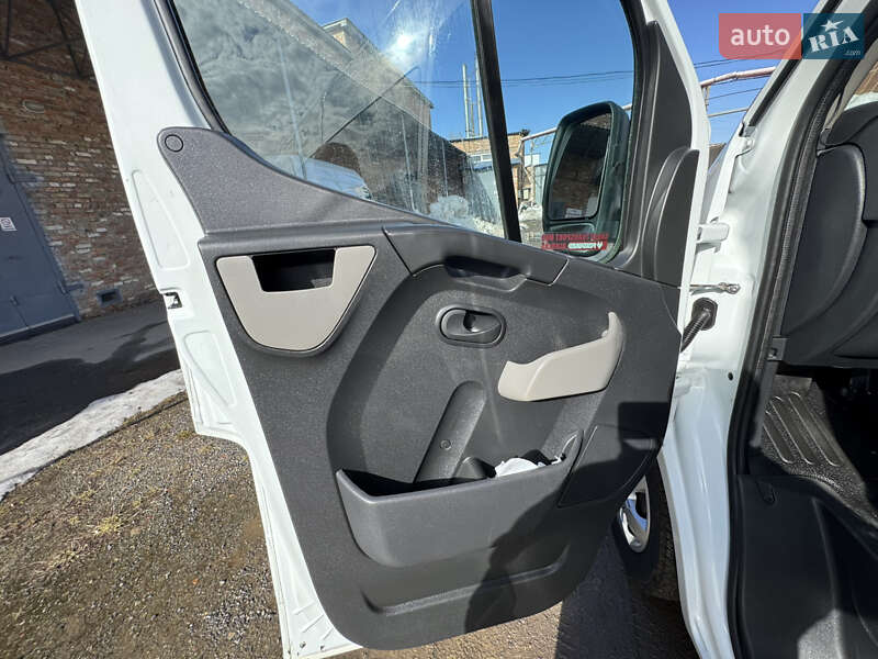 Микроавтобус Renault Master 2016 в Бердичеве фото 39 Микроавтобус Renault Master 2016 в Бердичеве