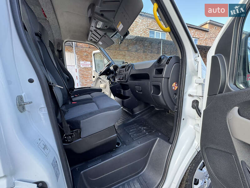 Микроавтобус Renault Master 2016 в Бердичеве фото 47 Микроавтобус Renault Master 2016 в Бердичеве