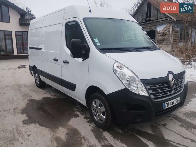 Вантажний фургон Renault Master 2018 в Дубні