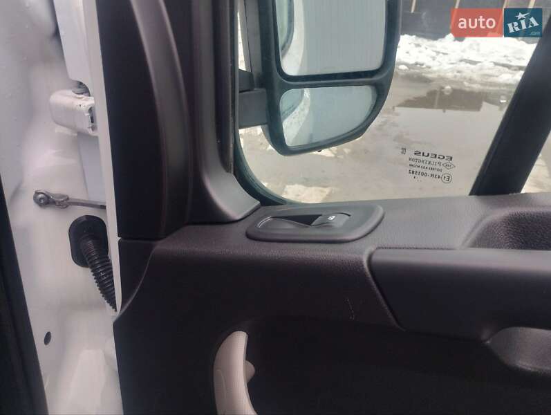 Вантажний фургон Renault Master 2018 в Дубні