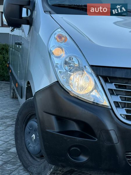Вантажний фургон Renault Master 2019 в Стрию