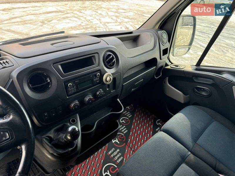 Грузовой фургон Renault Master 2016 в Киеве