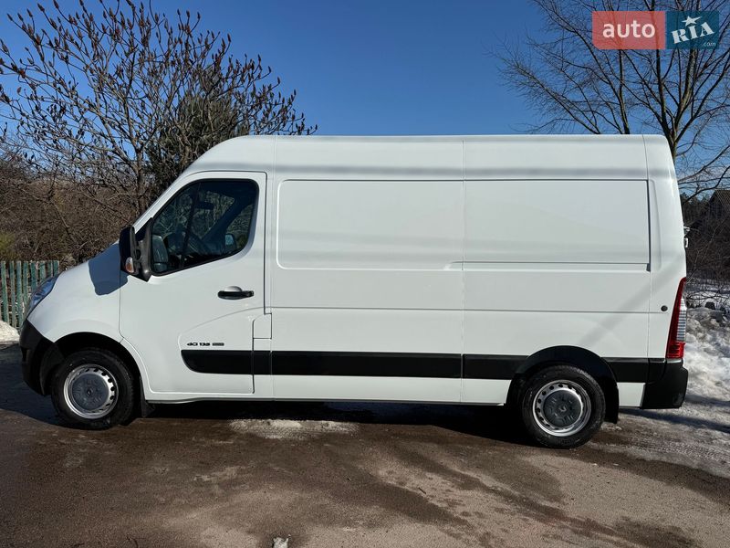 Вантажний фургон Renault Master 2016 в Житомирі