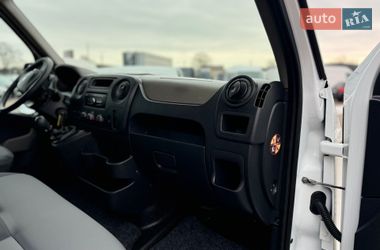 Грузопассажирский фургон Renault Master 2017 в Киеве