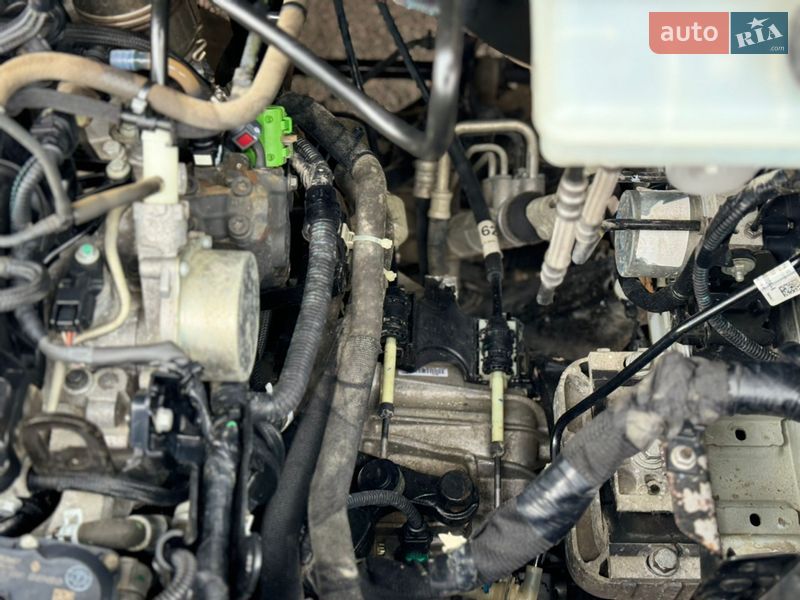 Вантажопасажирський фургон Renault Master 2017 в Києві