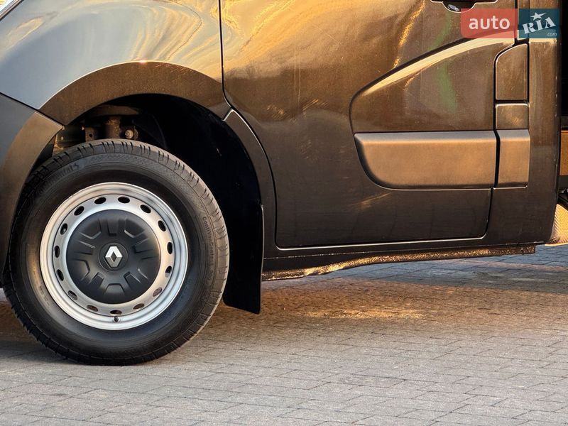 Грузовой фургон Renault Master 2019 в Стрые