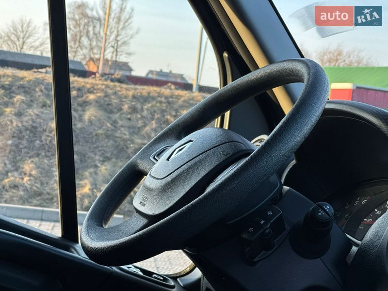 Грузовой фургон Renault Master 2019 в Стрые