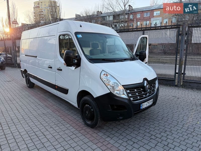Вантажопасажирський фургон Renault Master 2016 в Запоріжжі