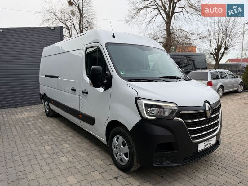 Вантажний фургон Renault Master 2021 в Чернівцях