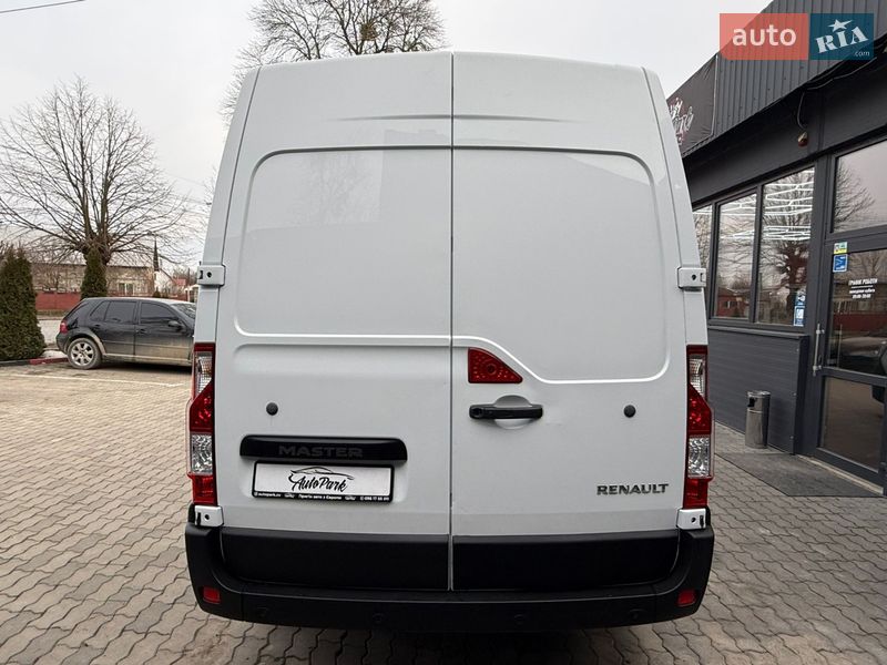 Вантажний фургон Renault Master 2021 в Чернівцях