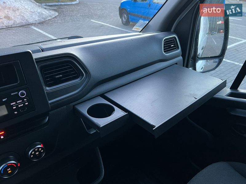 Грузовой фургон Renault Master 2021 в Луцке